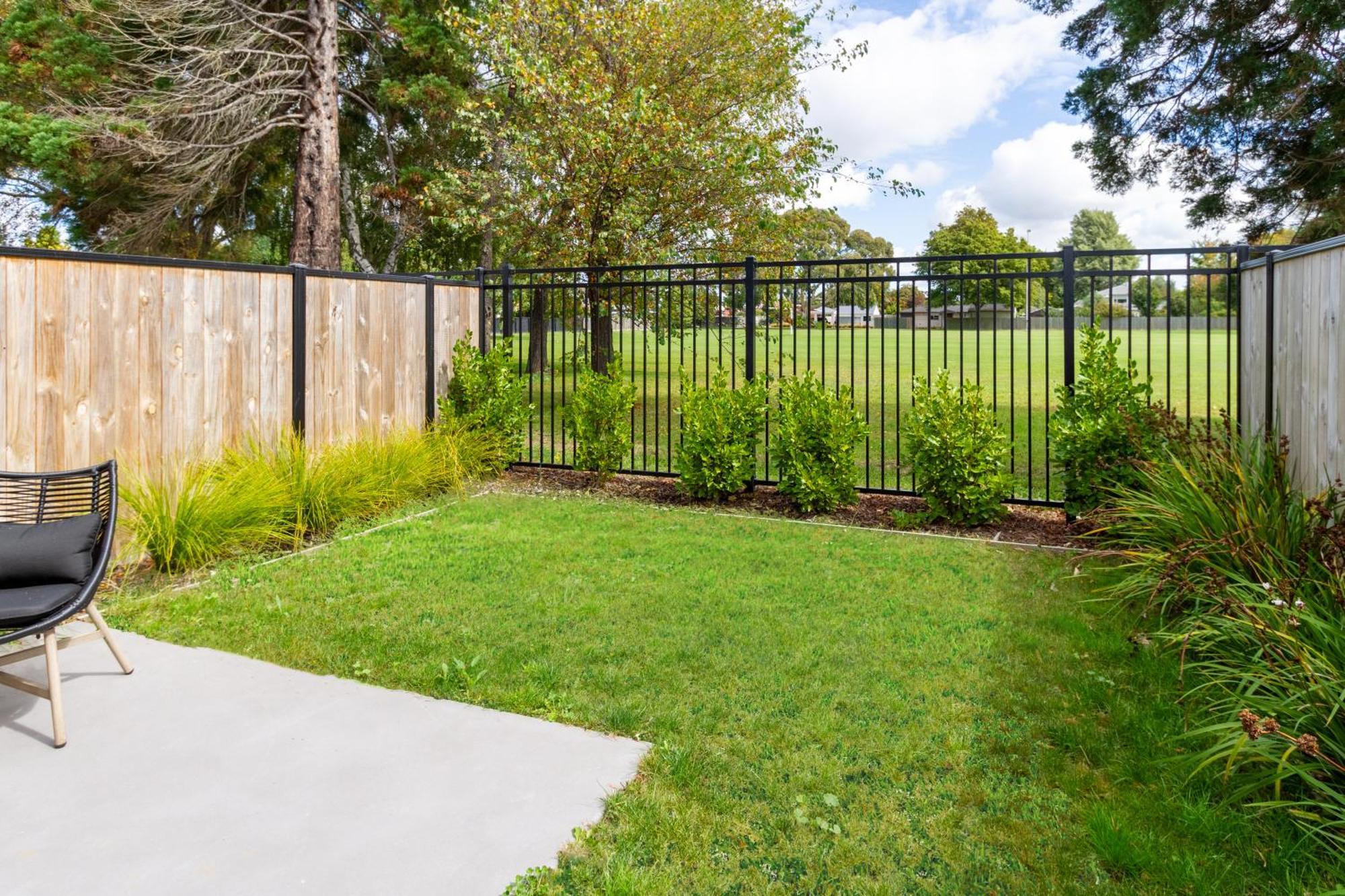 Escape At The Park: 1 Bed 1 Bath W/Carpark Lägenhet Christchurch Exteriör bild